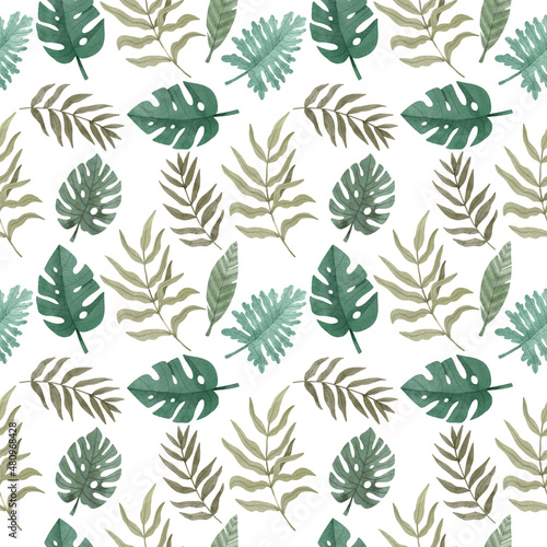 Watercolor seamless pattern with tropical leaves © artforwarm