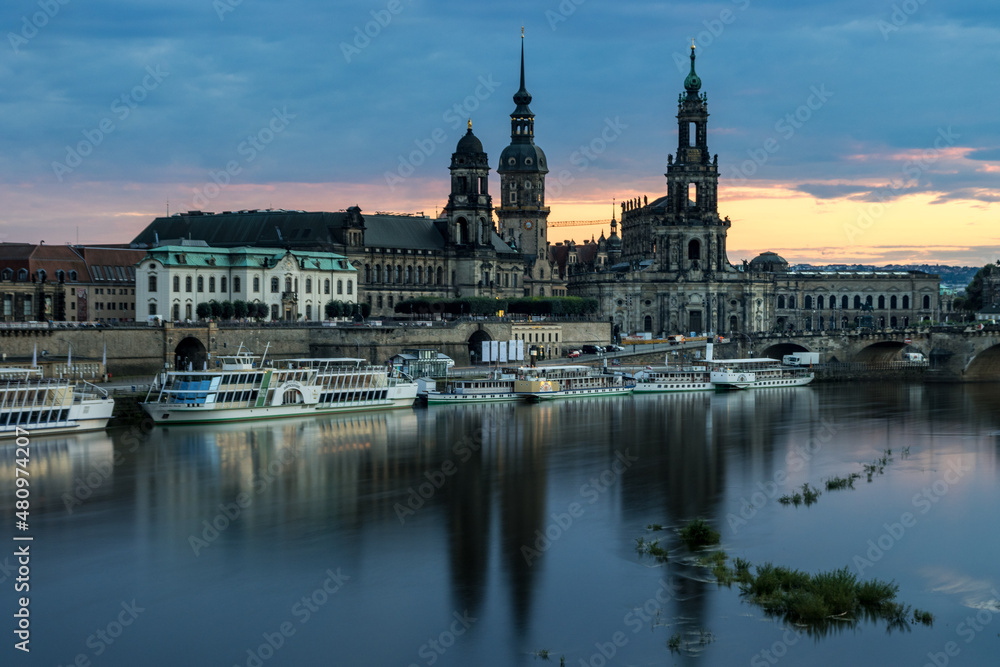 Dresden at sunset with speigelung in the water