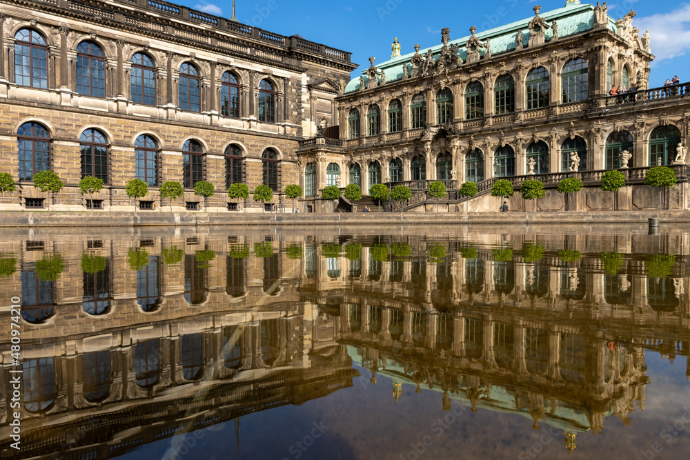 The Zwinger of Dresden feasts in the fountain