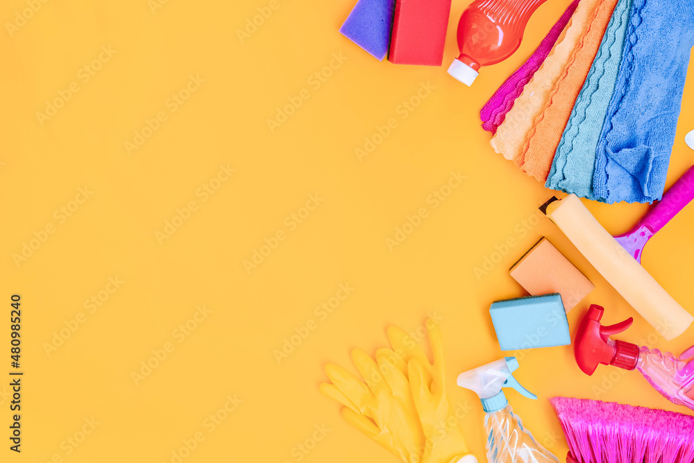 cleaning supplies tools on plain background - obrazy, fototapety, plakaty 