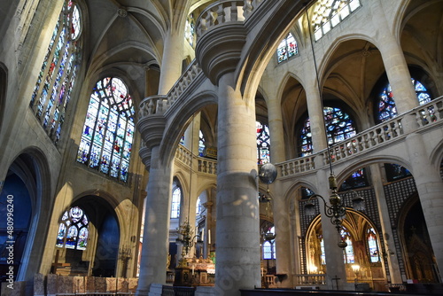Choeur de l'église Saint-Etienne-du-Mont à Paris, France 