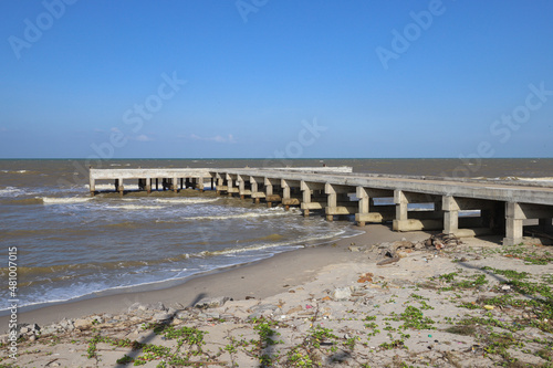 Concrete durability in small harbours .