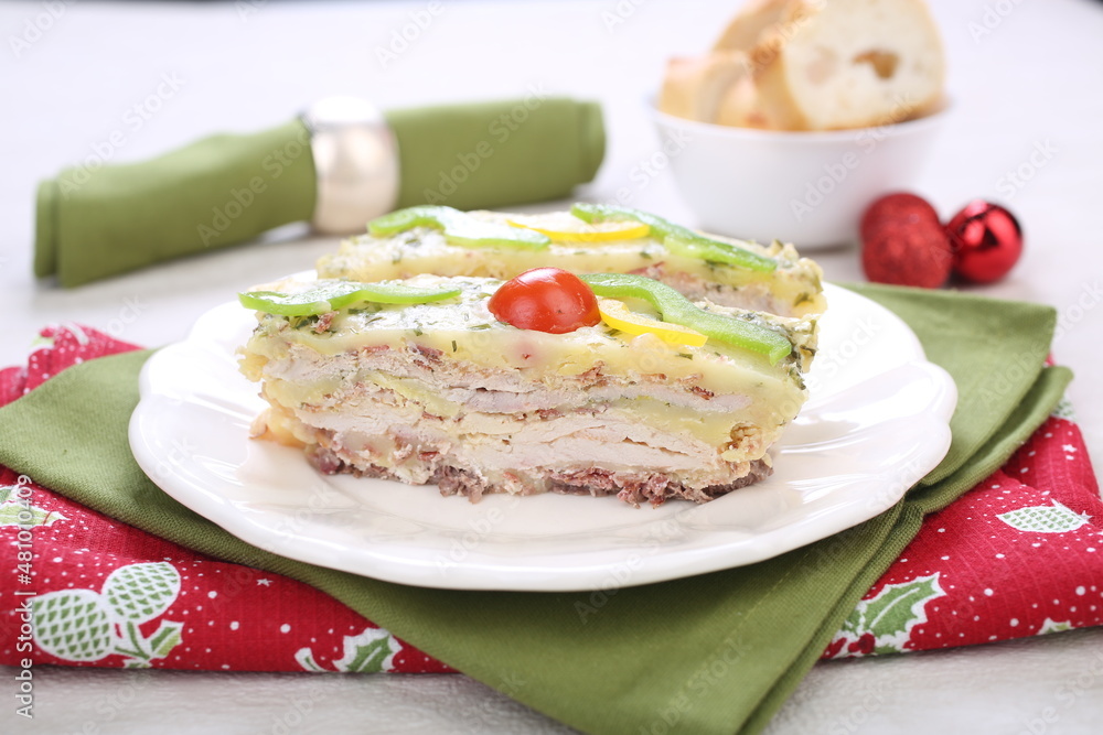 Salty cake of chicken, bacon and cheese Salty cake of chicken, bacon and cheese