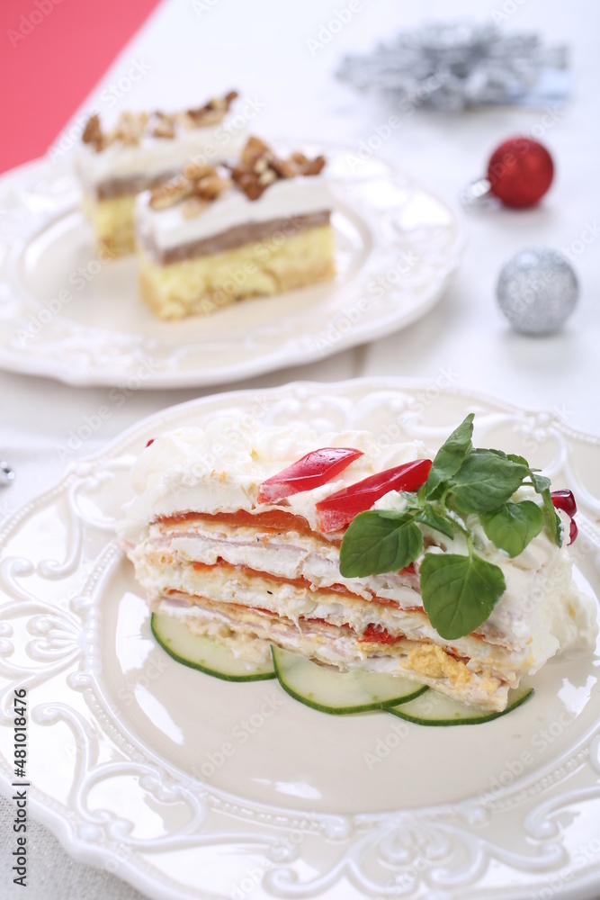 Salty cake of roasted peppers, cheese and ham Salty cake of roasted peppers, cheese and ham