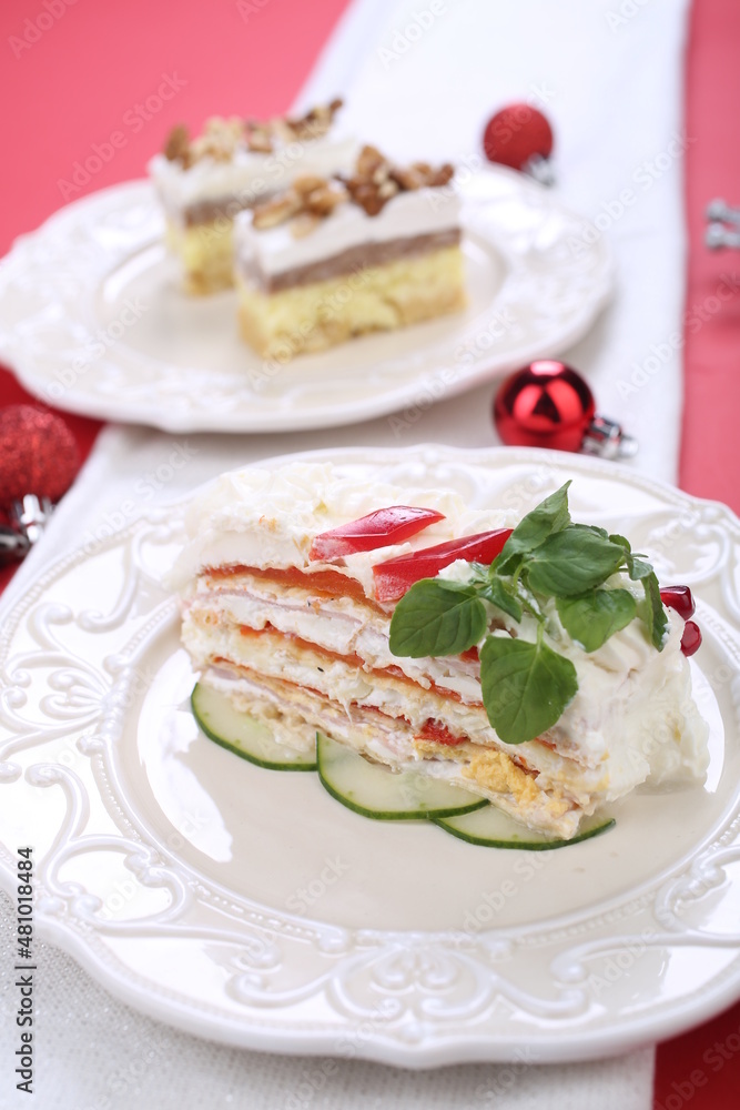 Salty cake of roasted peppers, cheese and ham Salty cake of roasted peppers, cheese and ham