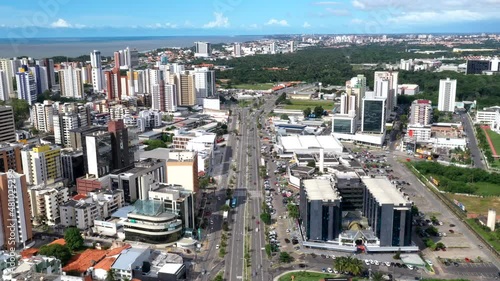 Avenida Colares Moreira, São Luís - Maranhão, Brasil photo