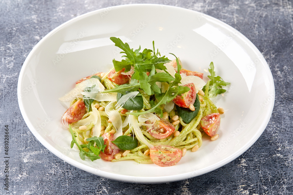 italian pasta with pesto and tomatoes