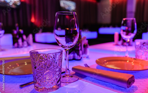 Canvas-taulu Dinner table set up in a restaurant