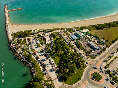 Φωτογραφία Aerial drone image Fort Pierce FL inlet and parking lot