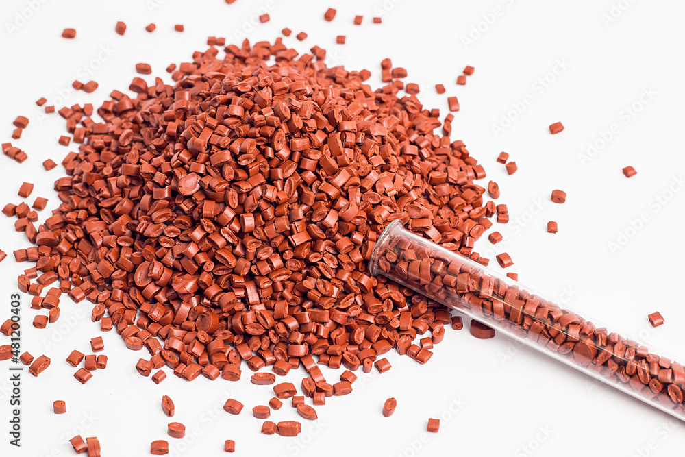 Fotografie brown granules of polypropylene, polyamide