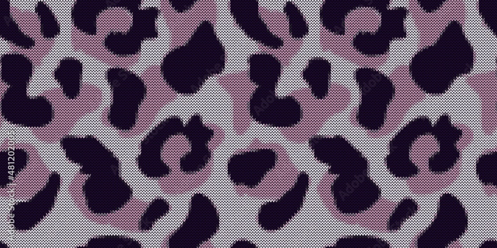 Leopard in knitted style seamless pattern. Jacquard cheetah fur background. Leopard in knitted style seamless pattern. Jacquard cheetah fur background.