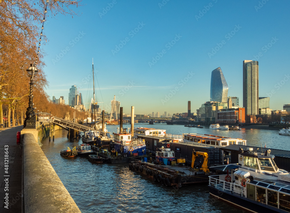 Fototapeta premium Old Father Thames