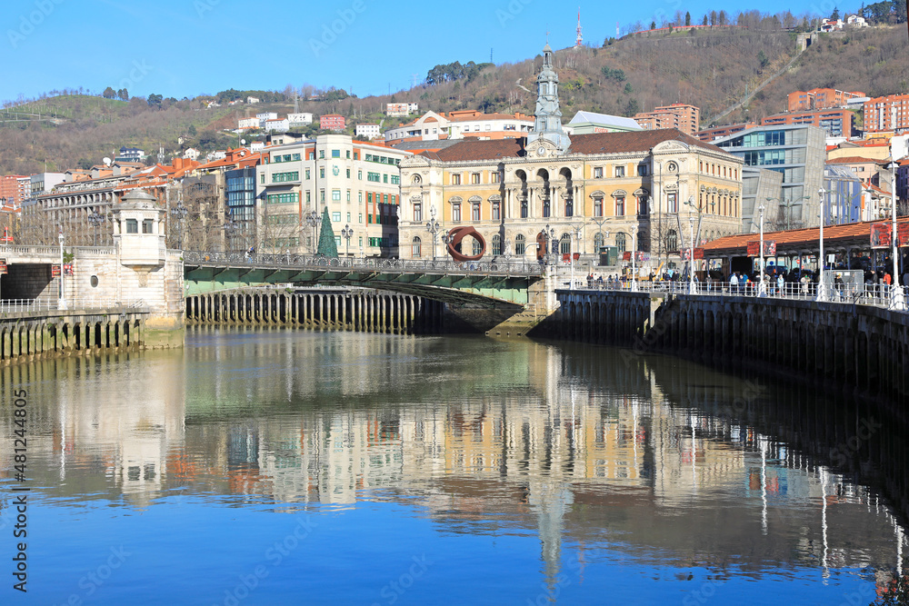 Fototapeta premium bilbao bilbo ria ayuntamiento puente país vasco 4M0A0313-as22