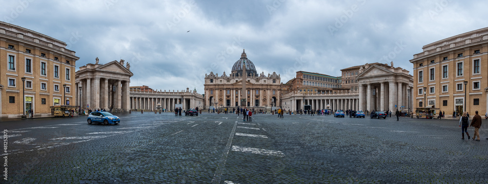 A panoramic view of the buildings in Rome