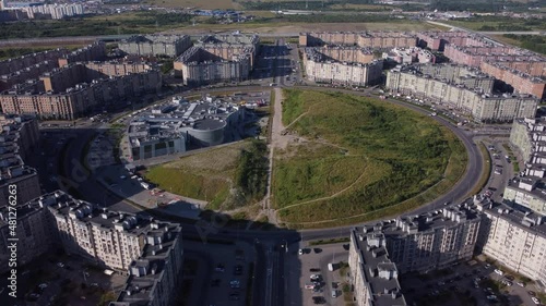 Wallpaper Mural Полет над зеленым пустырем Torontodigital.ca