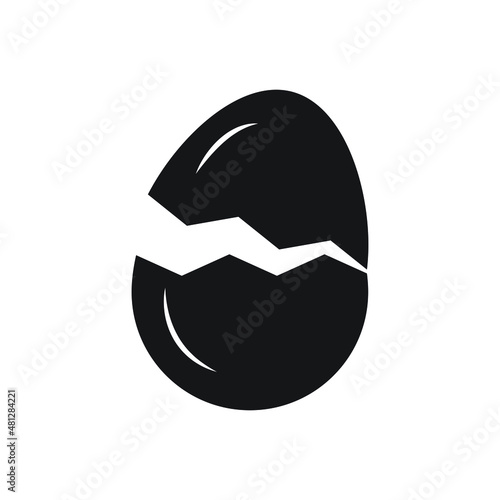 Cracked egg icon design isolated on white background