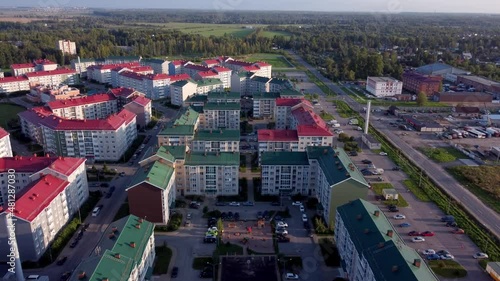 Wallpaper Mural полет над низкими домами Torontodigital.ca