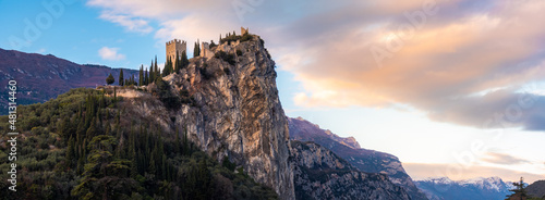 Tableau sur toile Arco castle on rocky cliff horizontal background of Trentino Alto adige - Trento