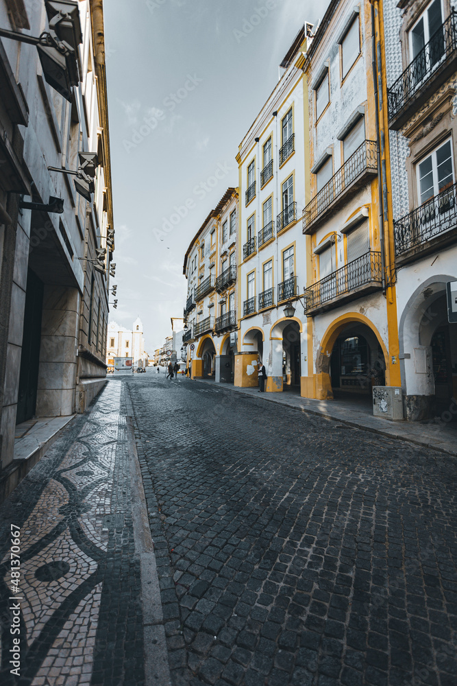 the city of Evora in Portugal. walk the streets of the city. street landscapes