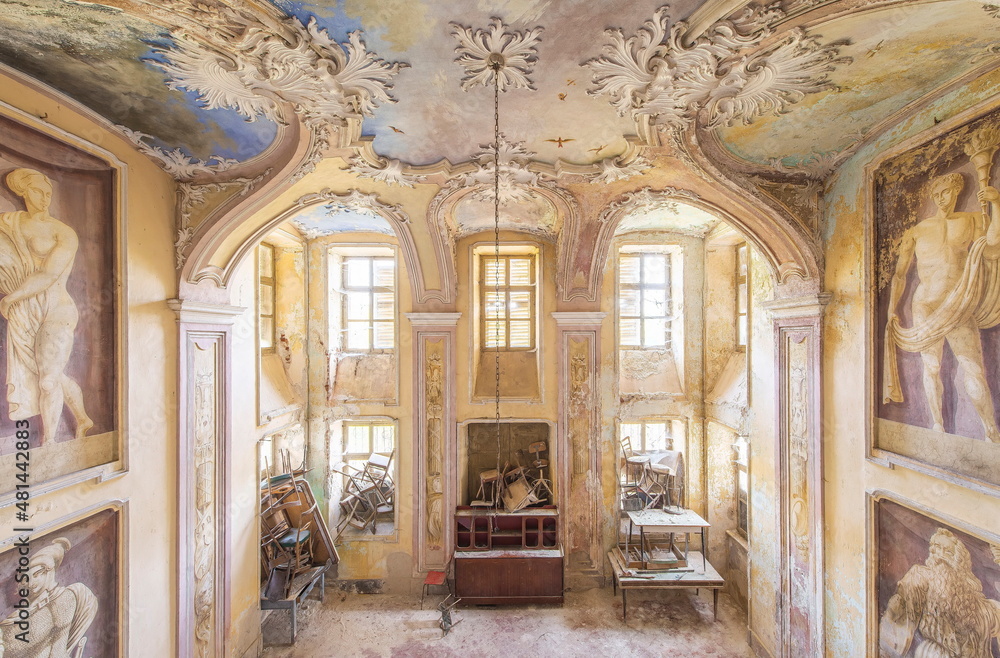 Forgotten villa Forgotten villa