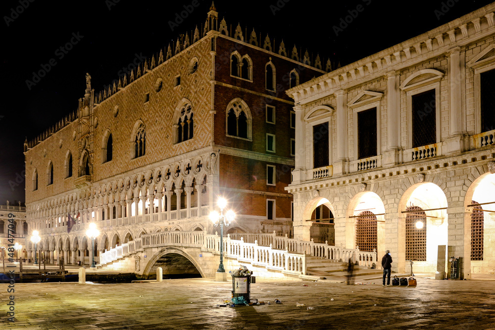 Night view near Doges Palace at the city of Venice