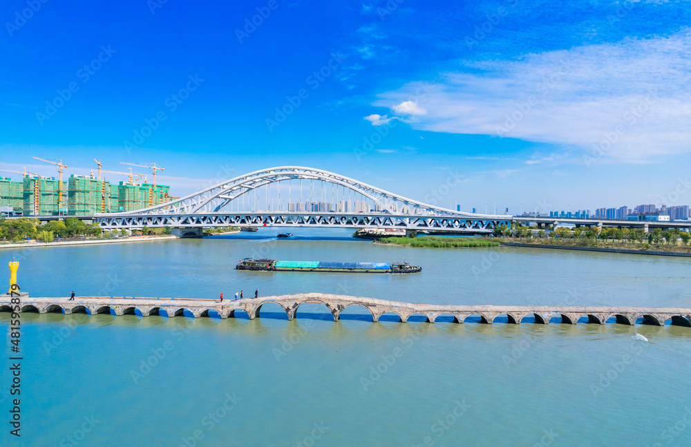 Fototapeta premium City environment of Precious Belt Bridge and Xianggang Bridge in Suzhou, Jiangsu province