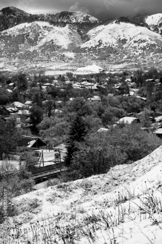Wallpaper Mural mountain hut in the snow Torontodigital.ca