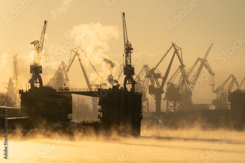 Obraz na plátně Cranes of Baltic shipyard in St