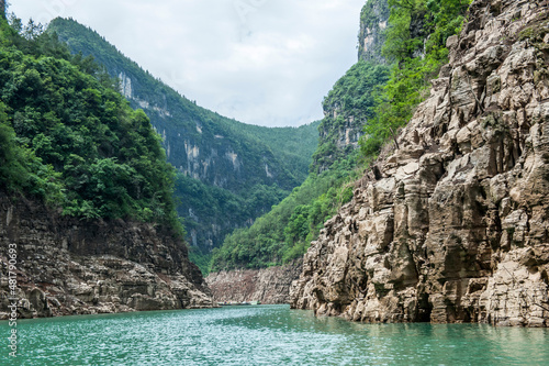 Landscape of the Three Gorges of the Yangtze River in China © 欣谏