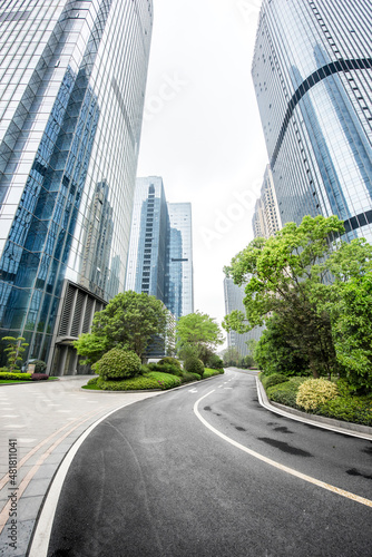 The main traffic arteries of the city pass through the modern urban business CBD