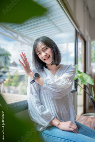 Free Download Take a photo tour at a cafe. - GFXLoad