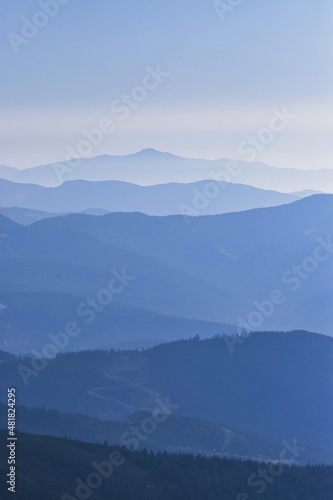 FHD WALLPAPER - Carpathian mountains (view from Hoverla mountain)