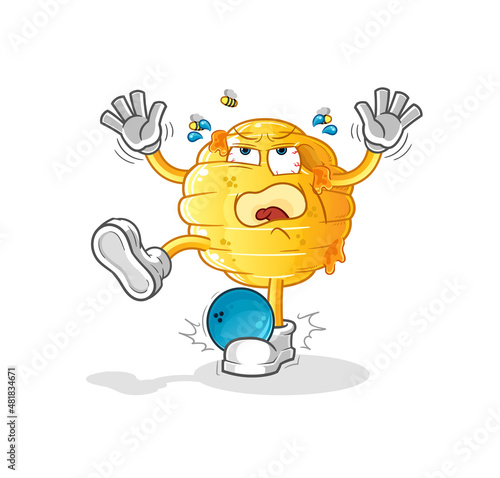 honeycomb hiten by bowling cartoon. cartoon mascot vector
