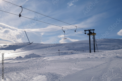 skilift for downhill skiing © Robert Fjällborg 