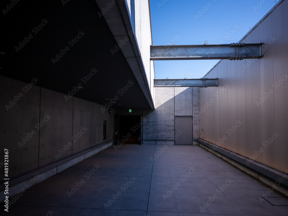 Ταπετσαρία inorganic artistic interior of architecture made of concrete and iron frame in t