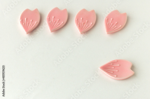 桜の花びらの箸置き