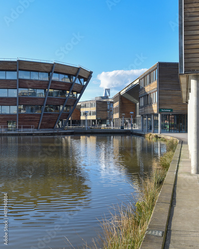 Nottingham, England - January 22, 2022: Jubilee Campus is a modern campus which is part of The University of Nottingham and is located only one mile from University Park. © Destinos Espetacular