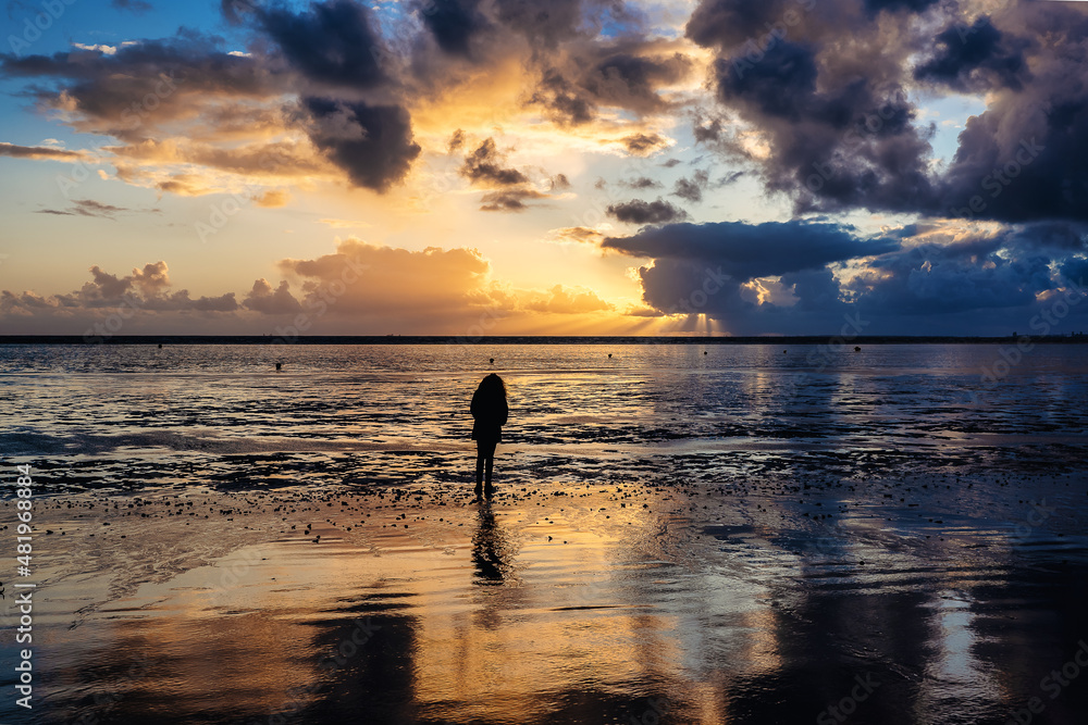 Châtelaillon-Plage - Coucher de Soleil - France Châtelaillon-Plage - Coucher de Soleil - France