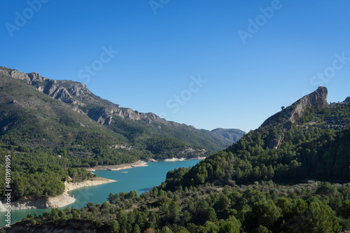 Fototapeta Naklejka Na Ścianę i Meble -  beautiful turquoise mountain lake in Spain and scenic mediterranean landscape