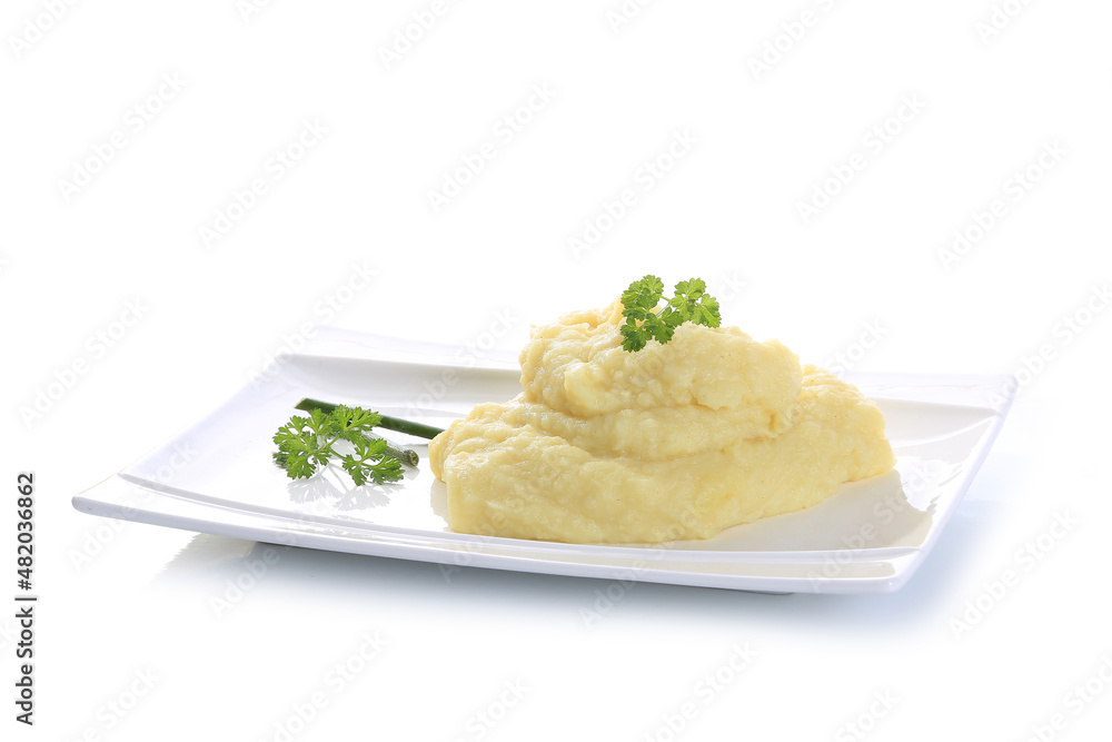 purée de pommes de terre sur fond blanc
purée de pommes de terre sur fond blanc