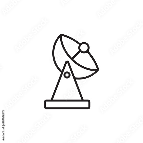 reciever icon from technology outline collection. Thin line reciever icon isolated on white background.