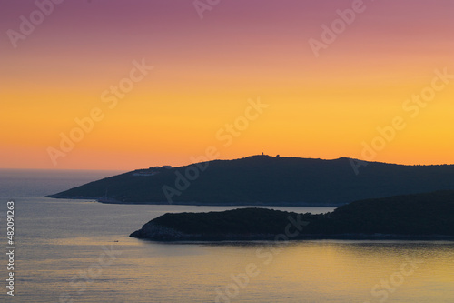 Stunnung landscape view on the isles of Budva © tverkhovynets