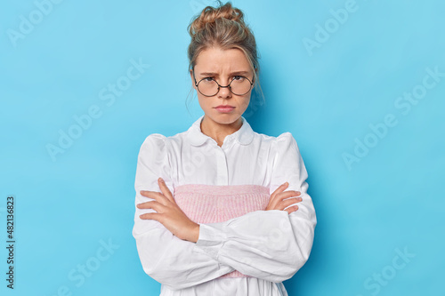 фотографія Angry woman mad as evil