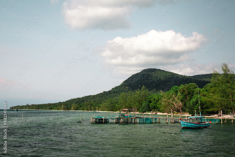 Naklejka premium Fishing pier on Star Fish beach.