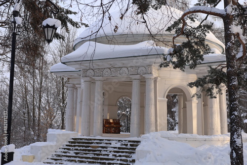 piano in the rotunda in winter in the park photo