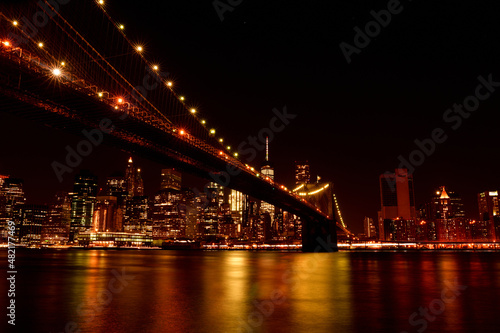 Fototapeta Naklejka Na Ścianę i Meble -  ニューヨークのダウンタウン・マンハッタン、アメリカ夜景観光