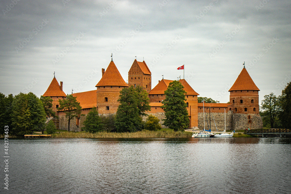 trakai castle, trakai, lithuanica, baltic countries, baltics, europe trakai castle, trakai, lithuanica, baltic countries, baltics, europe