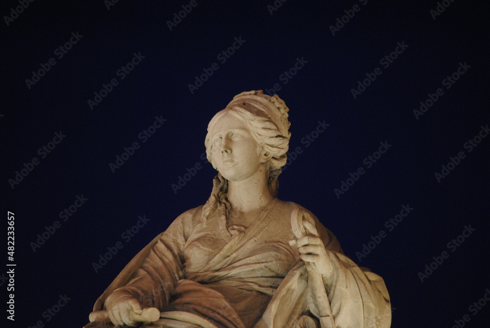 Obraz premium statue of cibeles goddess in Madrid