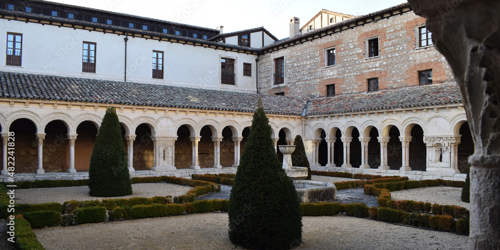 Claustro del Monasterio de las Huelgas, Burgos, España.
