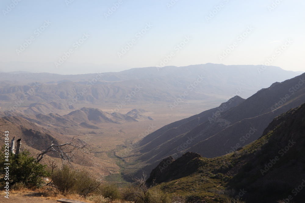 Obraz premium Landscape Garnet's Peak in California, by the famous PCT.